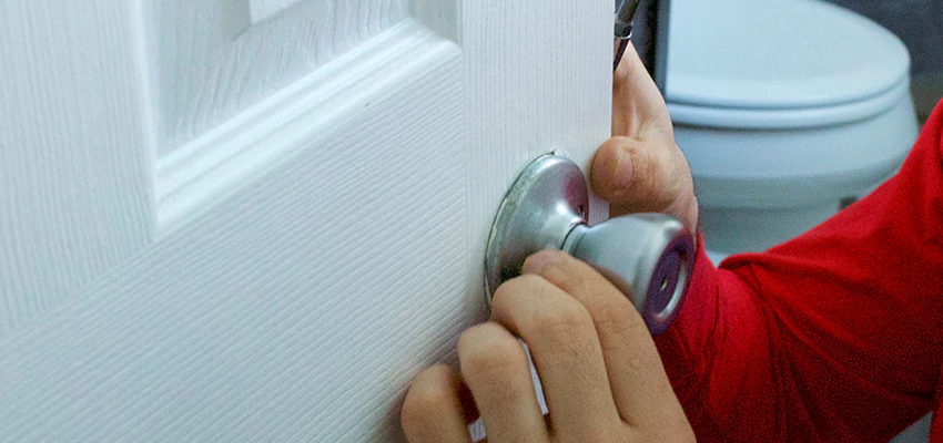 Vintage Door Knob Replacement in Los Angeles, CA